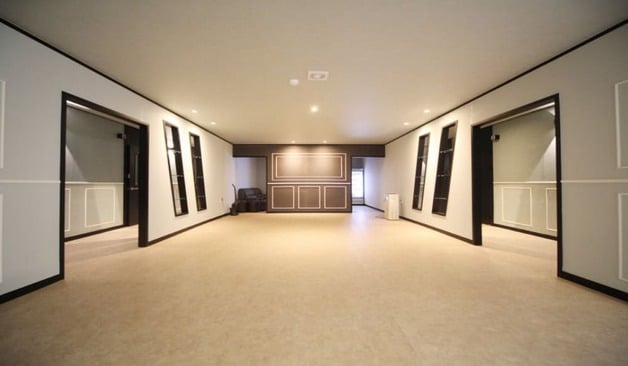 수원 인계동 유테라피 복도 실제 샵사진1