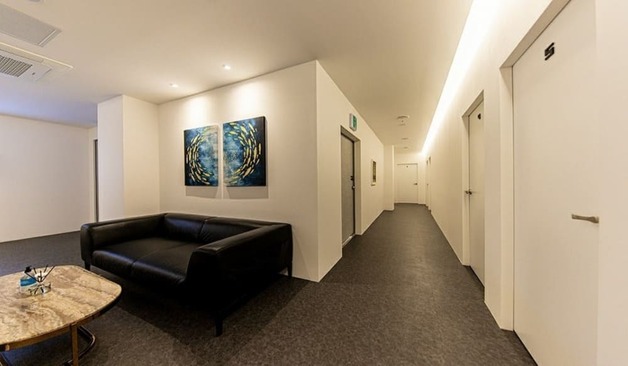 수원 매탄동 CP테라피 복도 실제 샵사진2