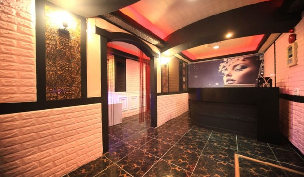 송파 석촌고분역 린 스웨디시