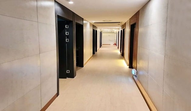 강동 길동 로얄스파 복도 실제 샵사진