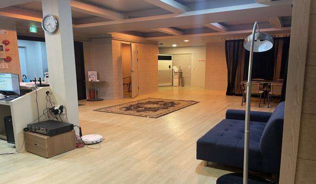 김해 삼계동 루비 마사지샵 따뜻한 로비 이미지3