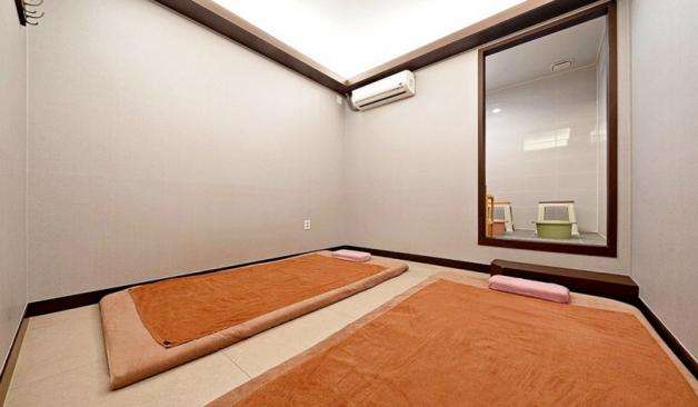 신기역 끌레르몽드 타이테라피