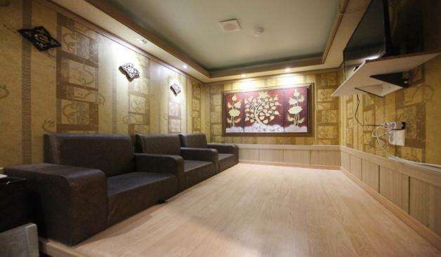 이천 대월면 K테라피 복도 실제 샵사진