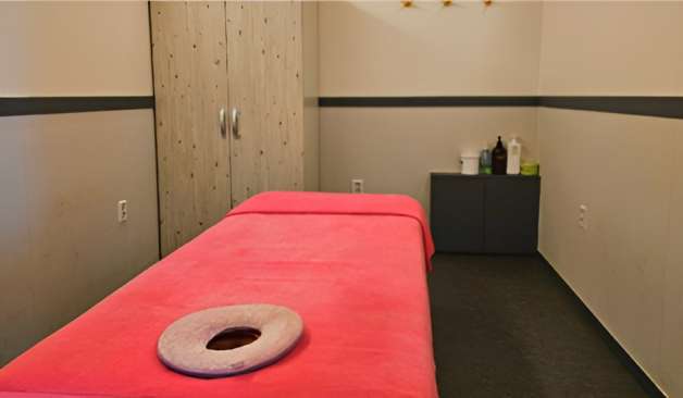 상남동 후니풋샵