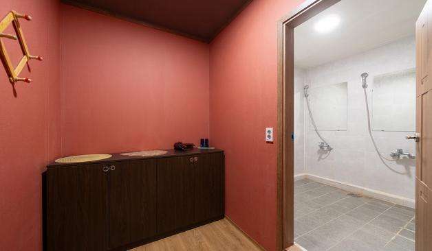 구미 진평동 벚꽃아로마 세면대와 샤워실 실제 샵사진