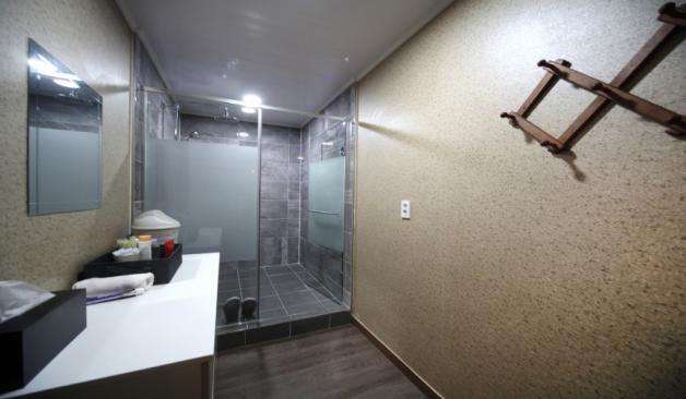 양주 골드마사지 샤워실