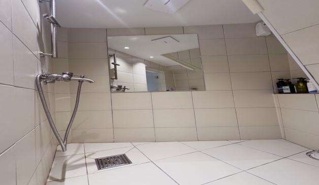 부산 하단 1인샵 맨즈왁싱&테라피  샤워실