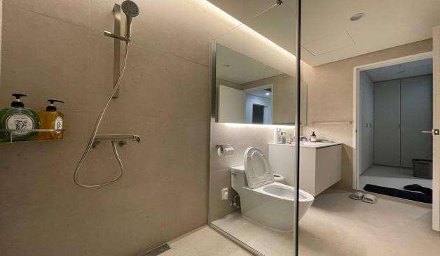 강남 신논현 1인샵 Marriott Swedish  샤워실