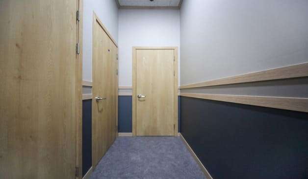 위례 케이테라피&스웨디시 복도 실제 샵사진