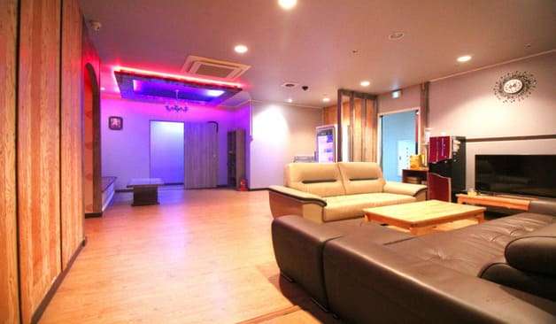 당진 수청동 휴마사지 로비1