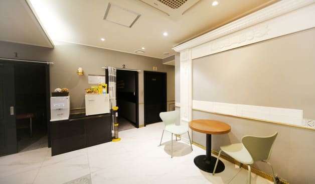 종로 종각역 새콤스웨디시 로비 실제 샵사진