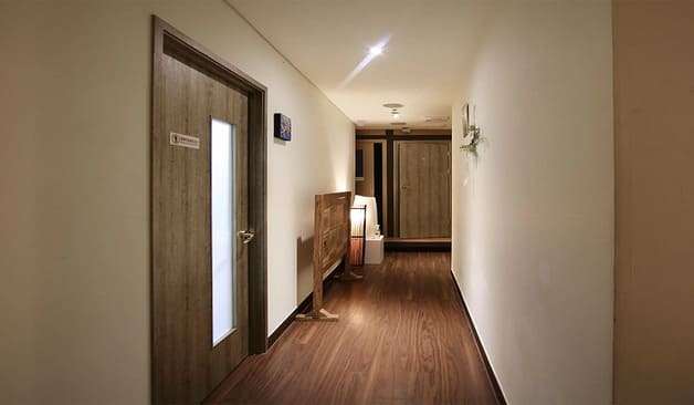 일산 장항동 한국마사지 복도4