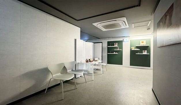 대전 애플스웨디시 마사지샵 복도 실제 샵사진3