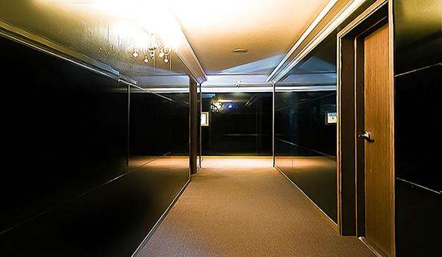 대전 봉명동 블랙핑크 복도3