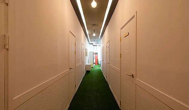 일산 장항동 메이드스웨디시 복도 실제 샵사진1