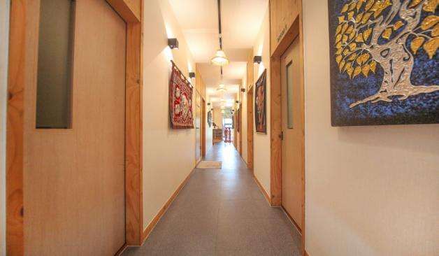 가평 가평읍 킹덤더타이 복도