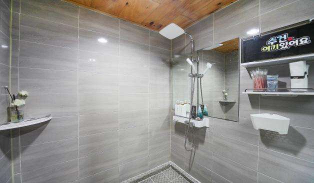 대구 수성동 에이스테라피 샤워실