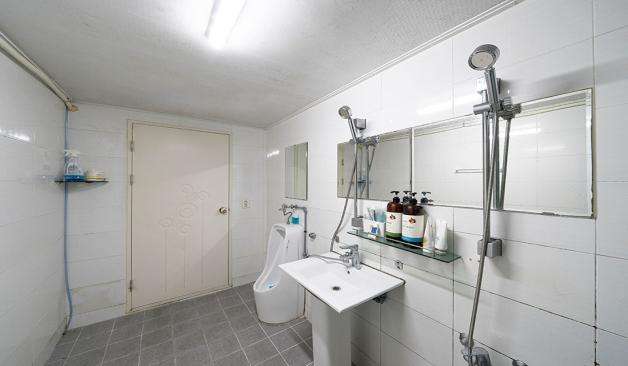 대구 용산동 금약손 중국마사지 샤워실