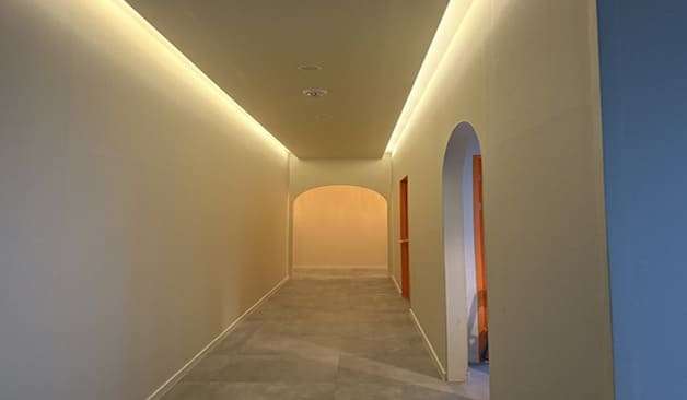 전주 신시가지 에르메스 스웨디시 복도