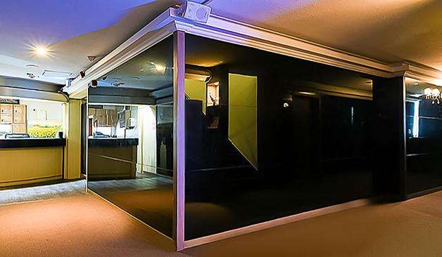 대전 봉명동 블랙핑크 로비