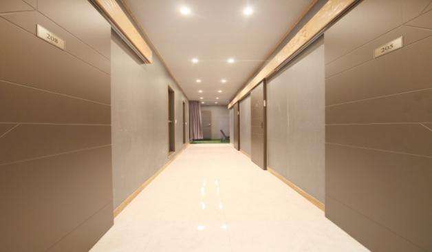 안양 명학역 연화스웨디시 복도