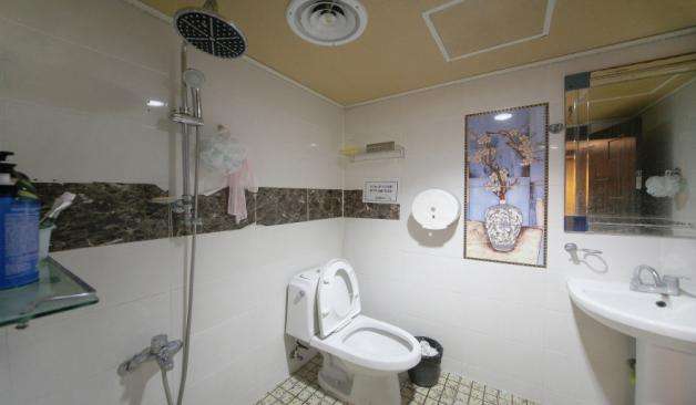 창원 상남동 타이앤스파 샤워실