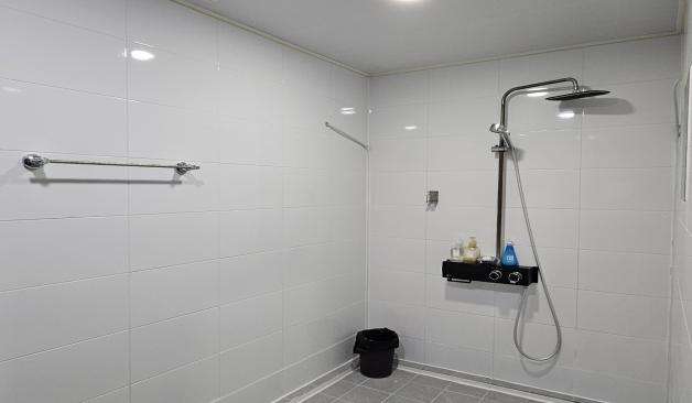 아산 배방읍 더나은테라피 샤워실