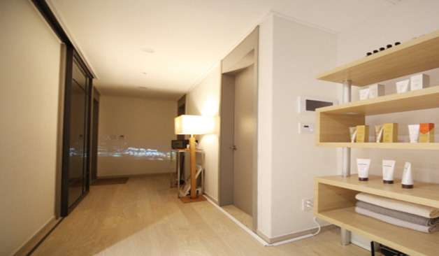 수원 광교 산책스웨디시 복도 실제 샵사진