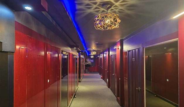 천안 성정동 별테라피 복도