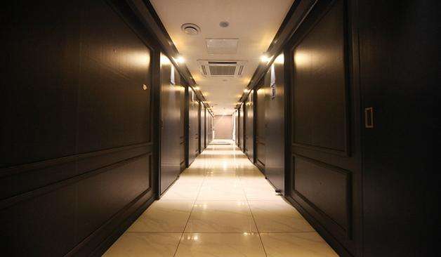 동작구 사당동 씨엘스파 복도