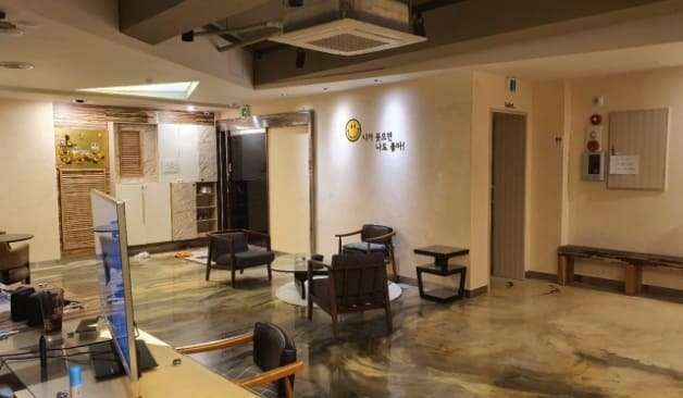 부산 동래 포카리스웨디시 로비