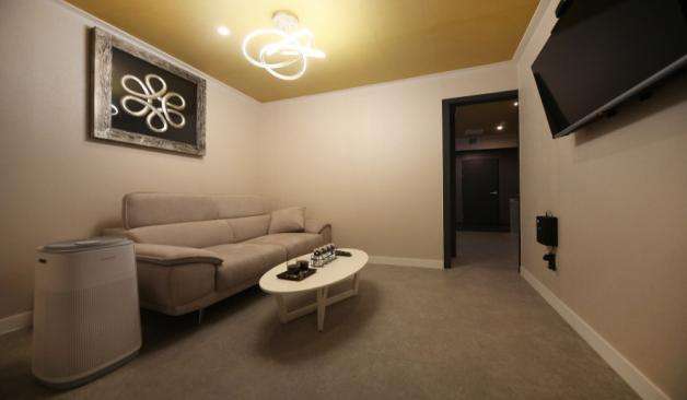 부천 상동 로얄스웨디시 대기실