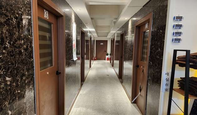 제주 25시 아로마 복도