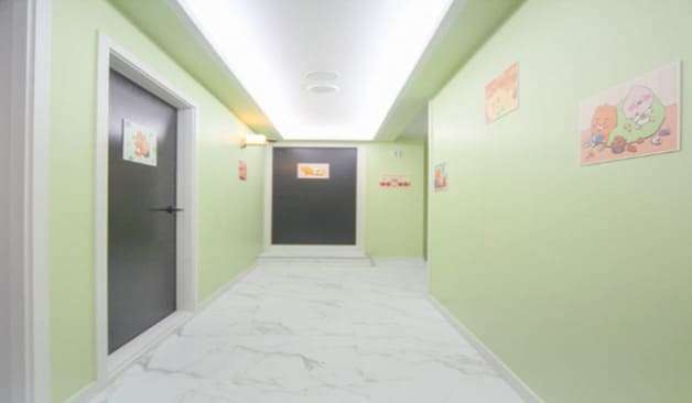 평택 송탄 더케어 복도 실제 샵사진1