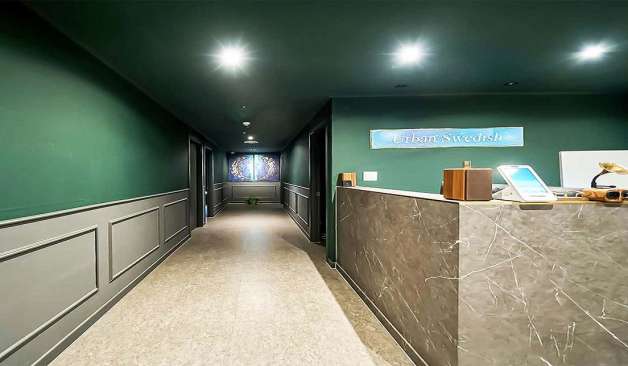 청주 봉명동 어반스웨디시 복도