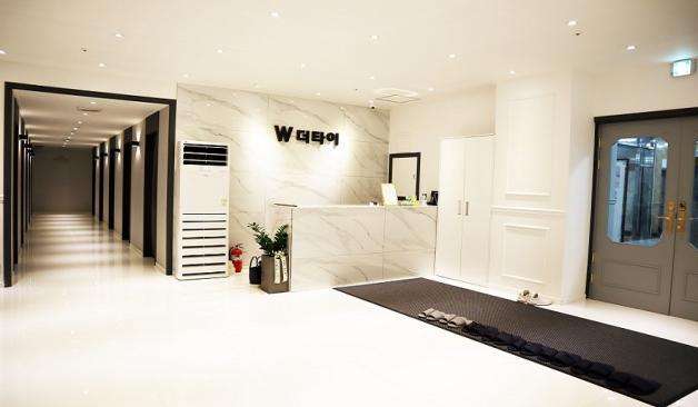 창원 상남동 W더타이 카운터