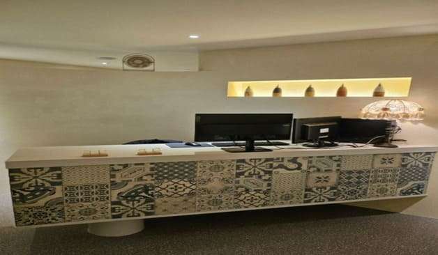 춘천 퇴계동 버튼스웨디시 카운터