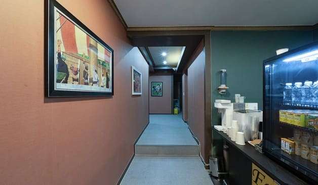 대구 평리동 포유테라피 복도3