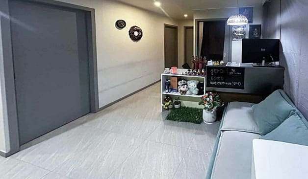 진주 계동 홍타이 카운터