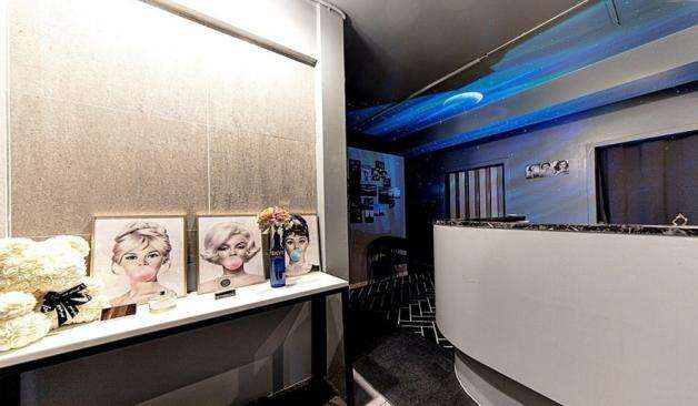 강남 논현역 애플텐 로비1