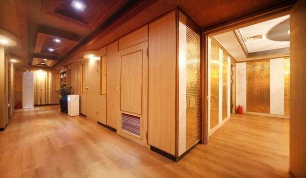 강남 압구정 지중해 마사지 복도 1