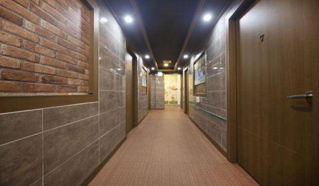 송파구 가락동 끌림테라피 복도4