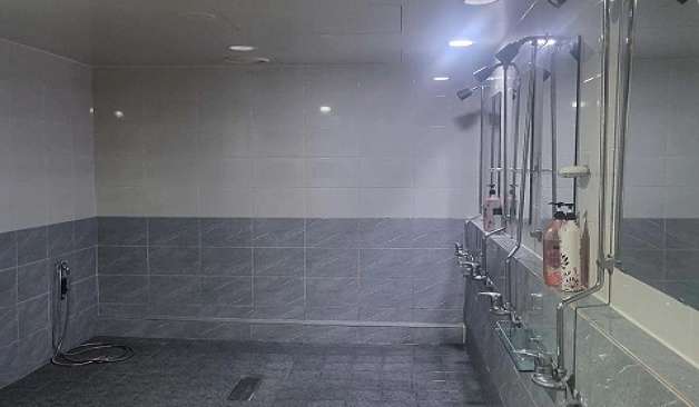 마포역 호텔정통마사지 샤워실