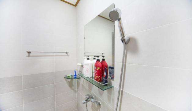 김천 율곡동 원스파 샤워실