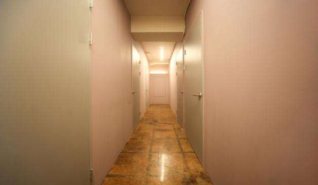 강남 신사동 피에스타 복도 실제 샵사진