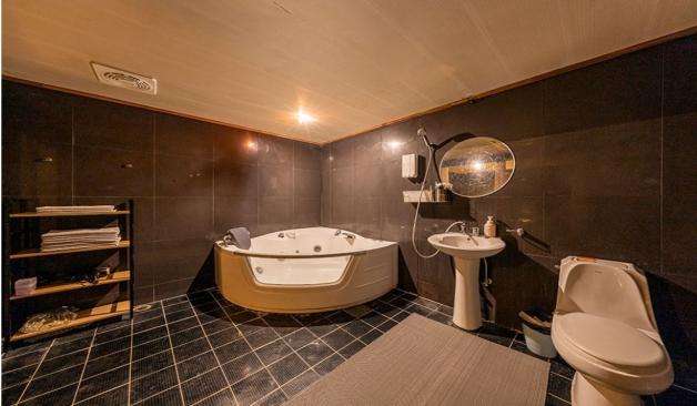 대구 황금동 세라테라피 욕실