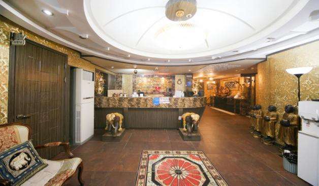 창원 상남동 타이앤스파 카운터