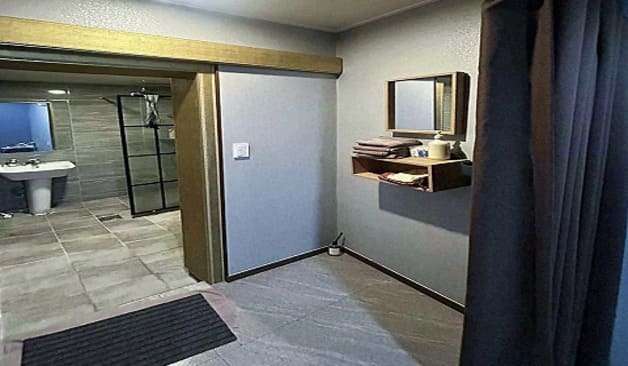 진주 계동 홍타이 샤워실