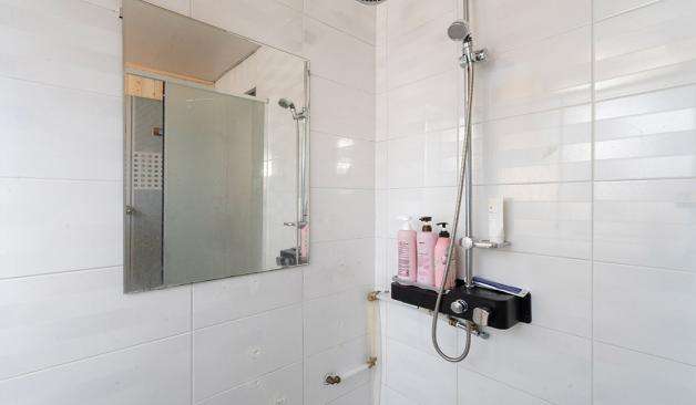 대구 신매동 루미테라피 샤워실