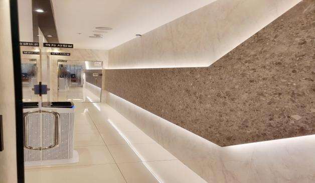 강서 마곡 발산역 인트로 복도